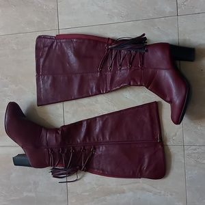 Tall Boots with Tassels and Side Zipper